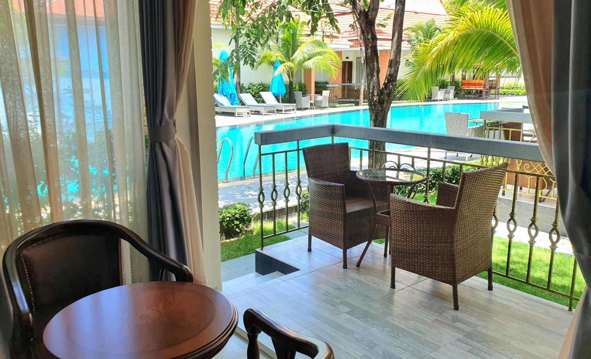 Sea Breeze Hotel & Villa Sihanoukville Exterior foto